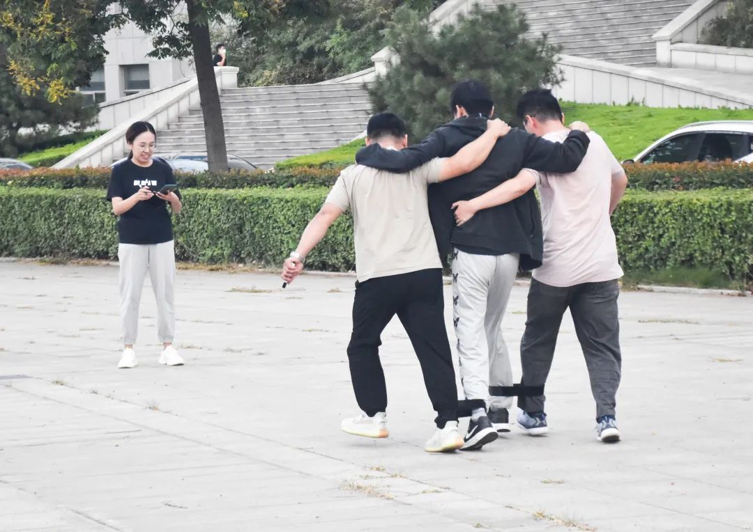 環(huán)球軟件舉行“迎中秋，慶國慶”員工趣味運動會