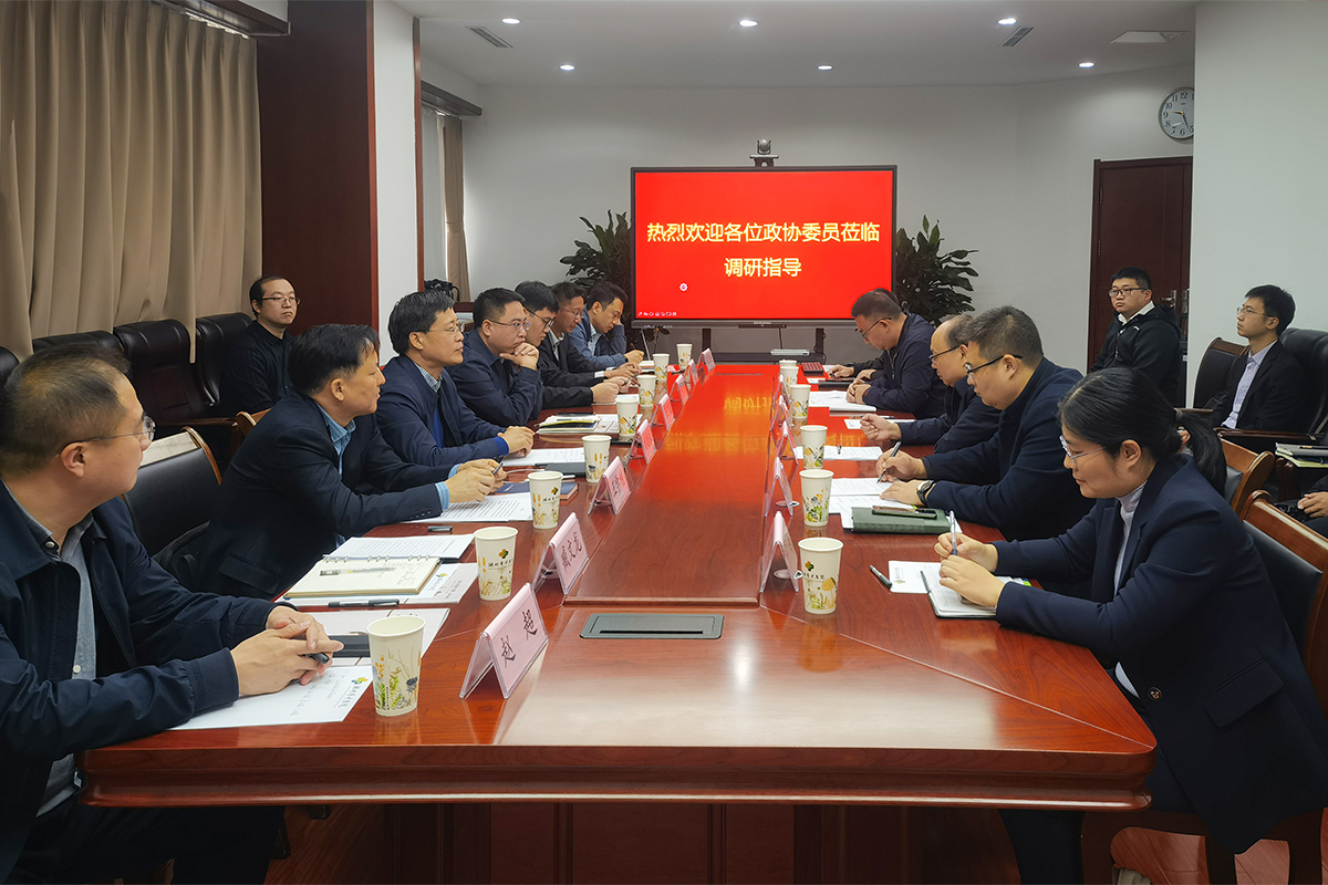 我司董事長(zhǎng)參加濰坊市政協(xié)“知情明政”活動(dòng)，走進(jìn)濰坊市中醫(yī)院調(diào)研信息化建設(shè)工作