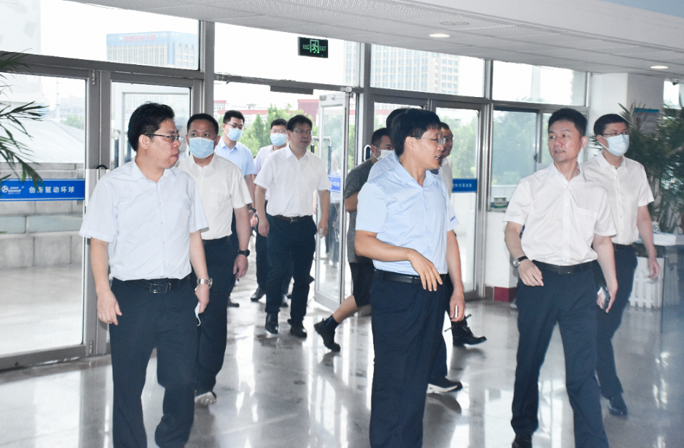 大數(shù)據(jù)賦能助力數(shù)字強省建設(shè) | 省大數(shù)據(jù)局“數(shù)創(chuàng)齊魯行”活動走進環(huán)球軟件 調(diào)研大數(shù)據(jù)創(chuàng)新應(yīng)用成果